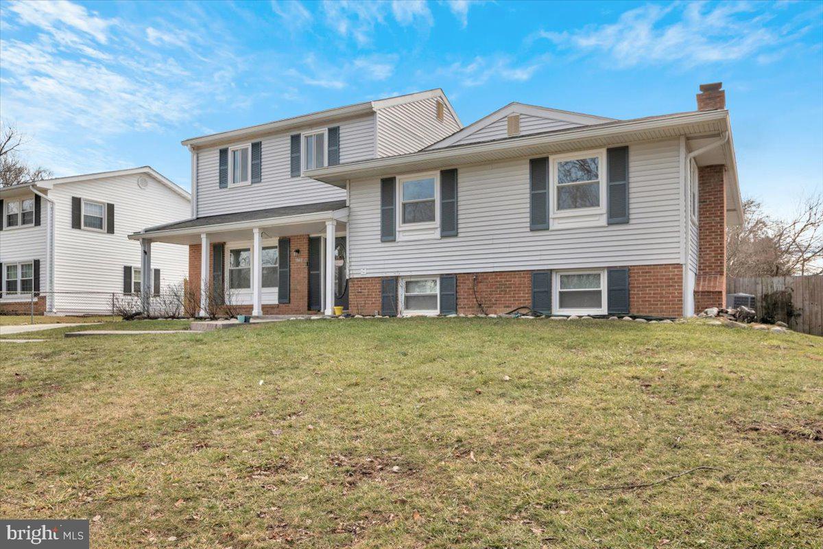 1602 E Jefferson Ct