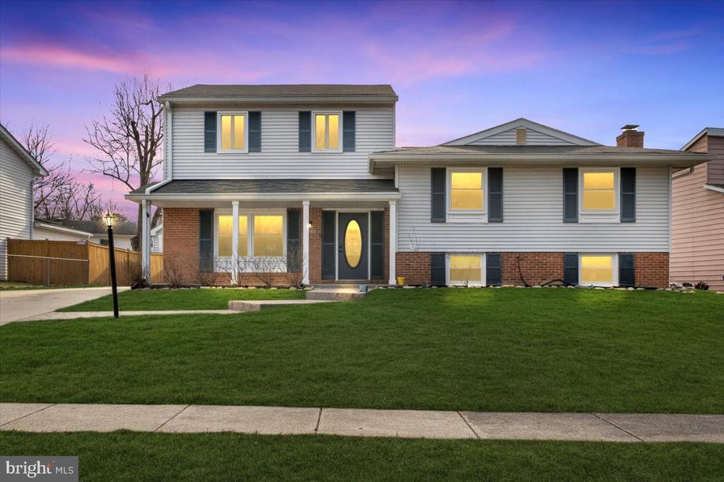 1602 E Jefferson Ct