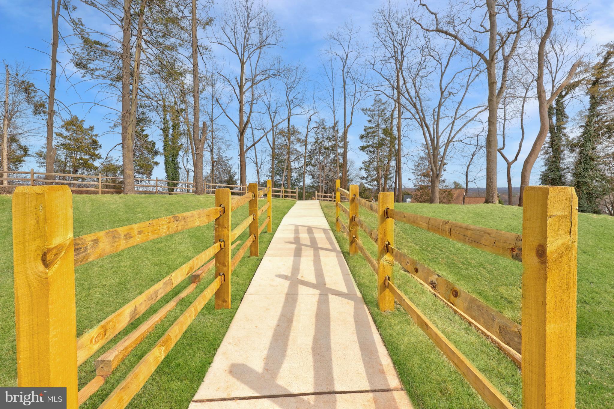 46451 WHITETOP DRIVE