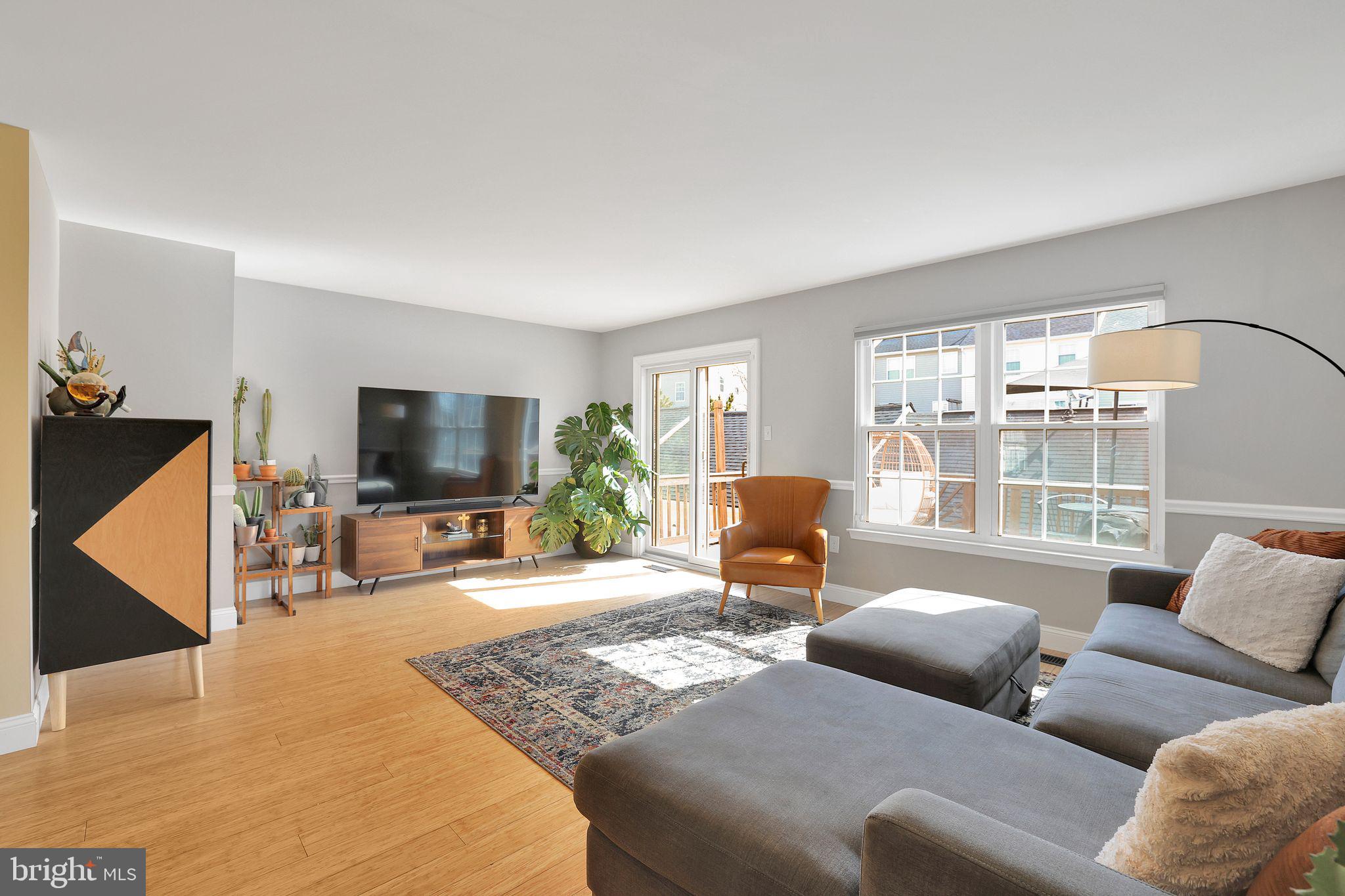 22952 Regent Ter