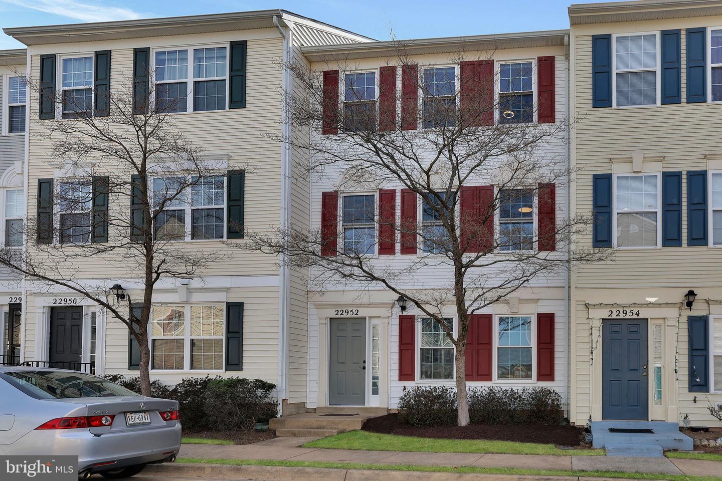 22952 Regent Ter