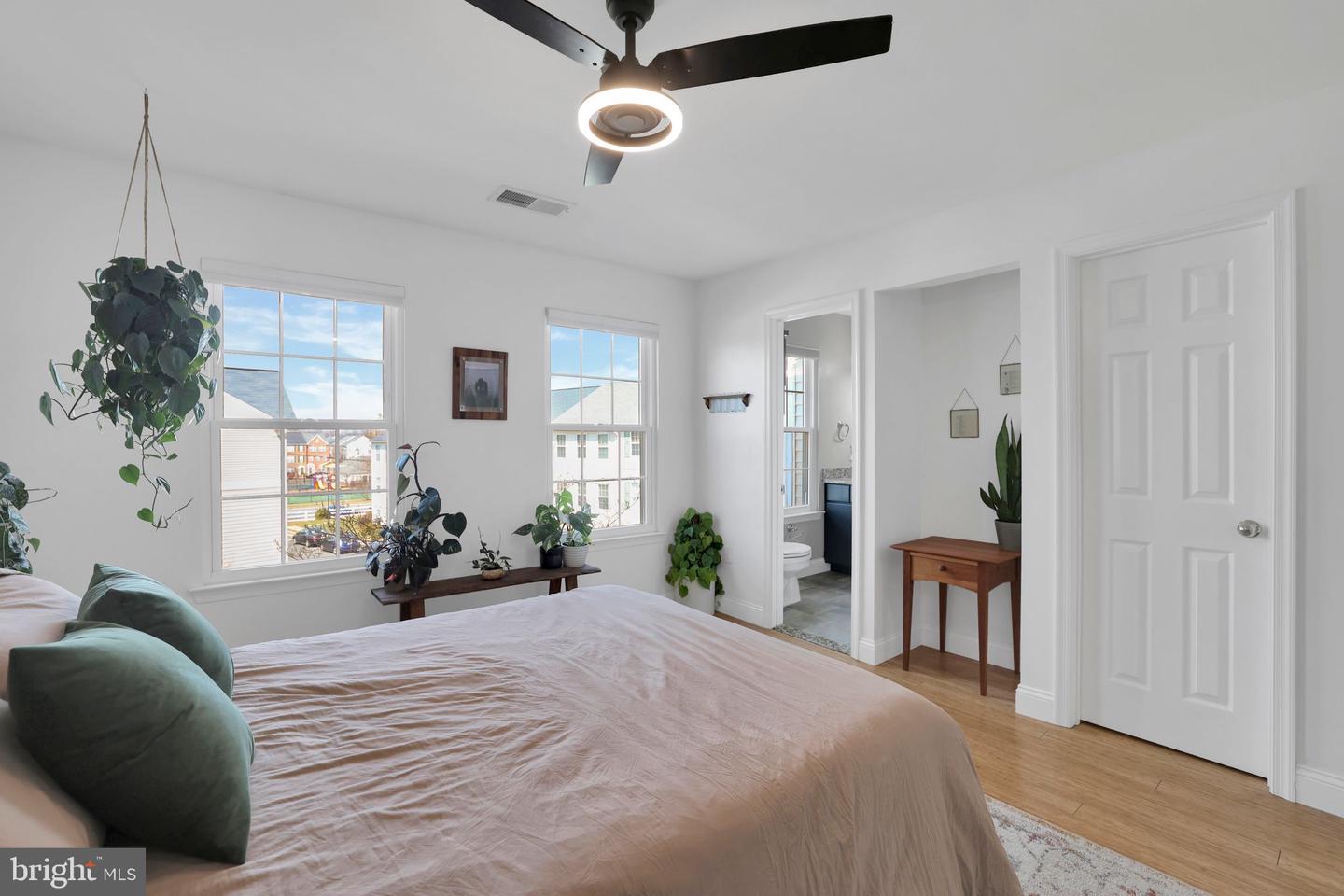 22952 Regent Ter