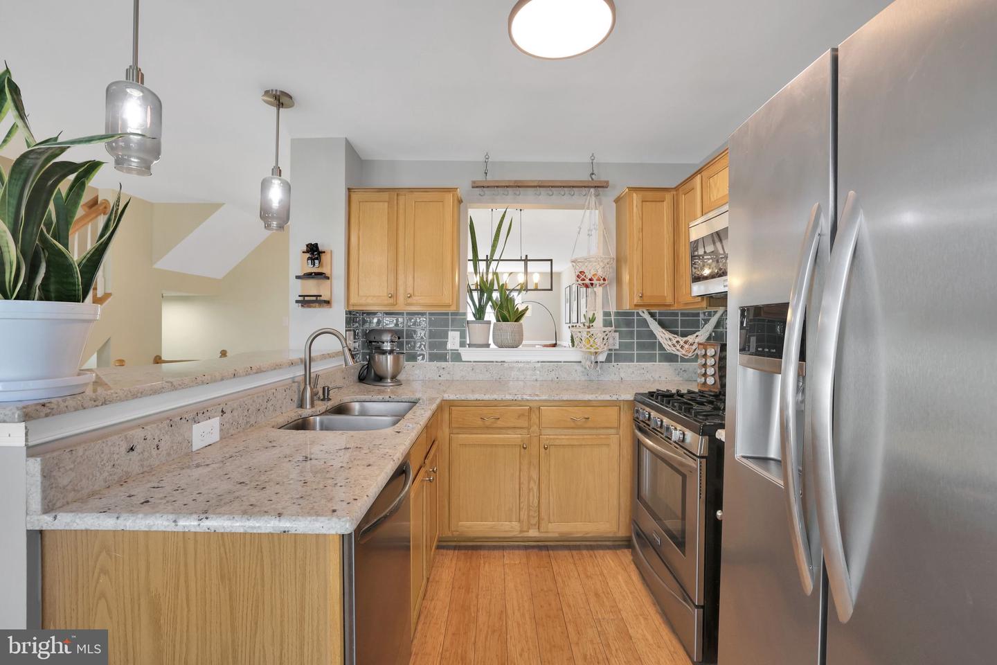 22952 Regent Ter