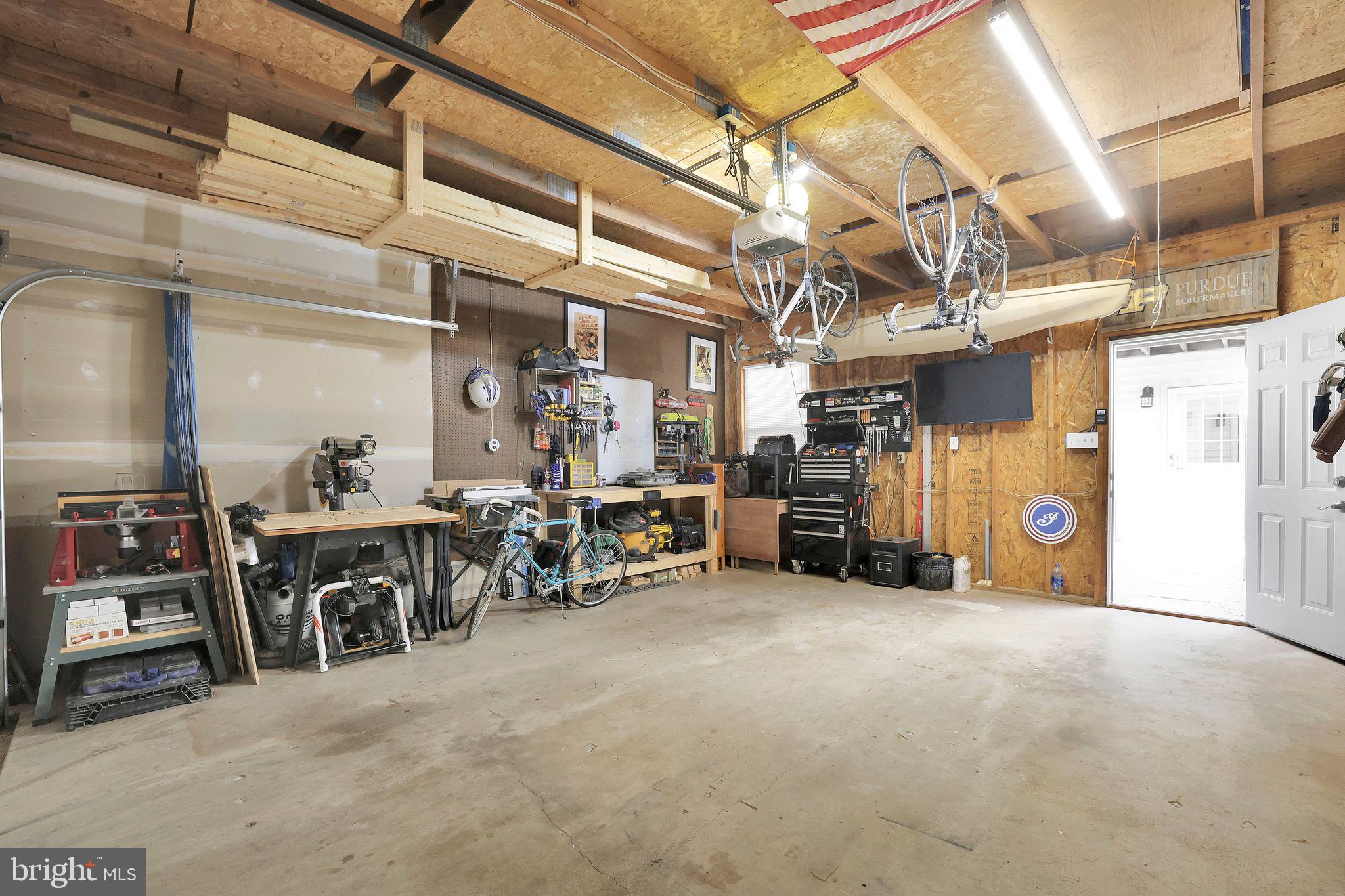 22952 Regent Ter