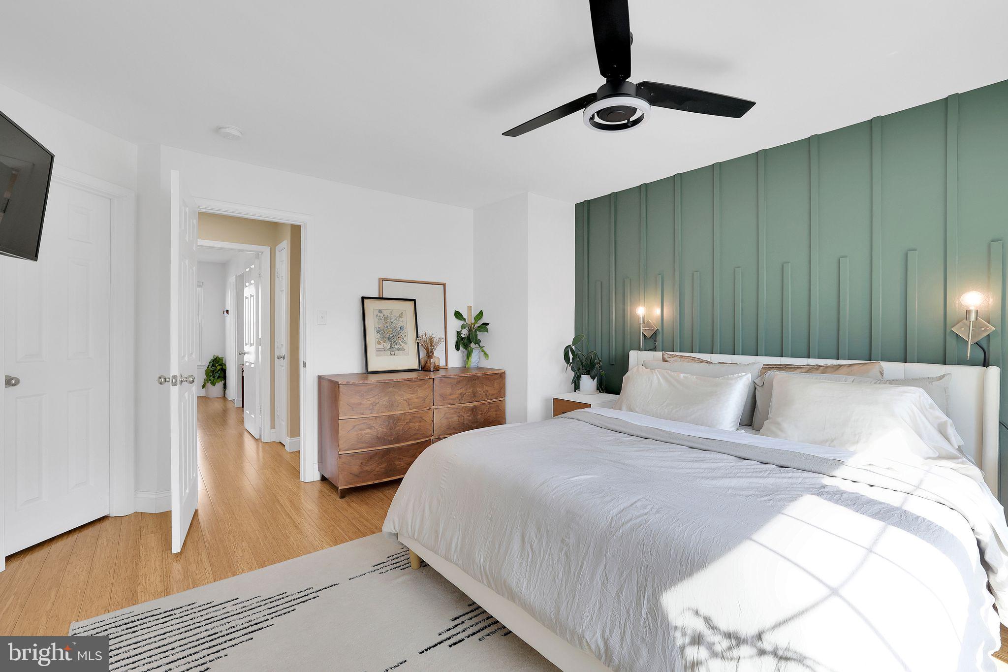 22952 Regent Ter