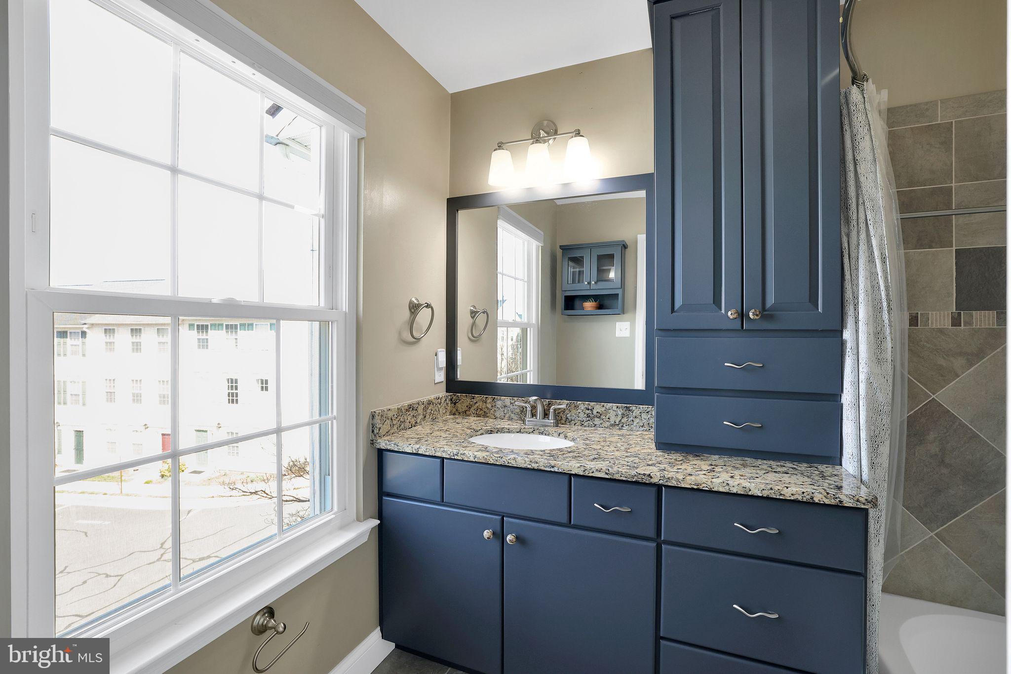 22952 Regent Ter