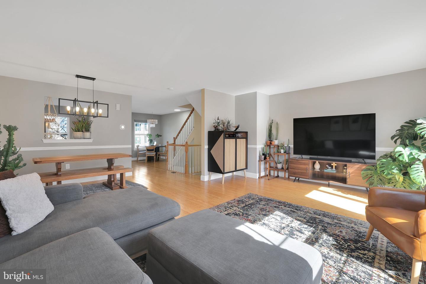 22952 Regent Ter