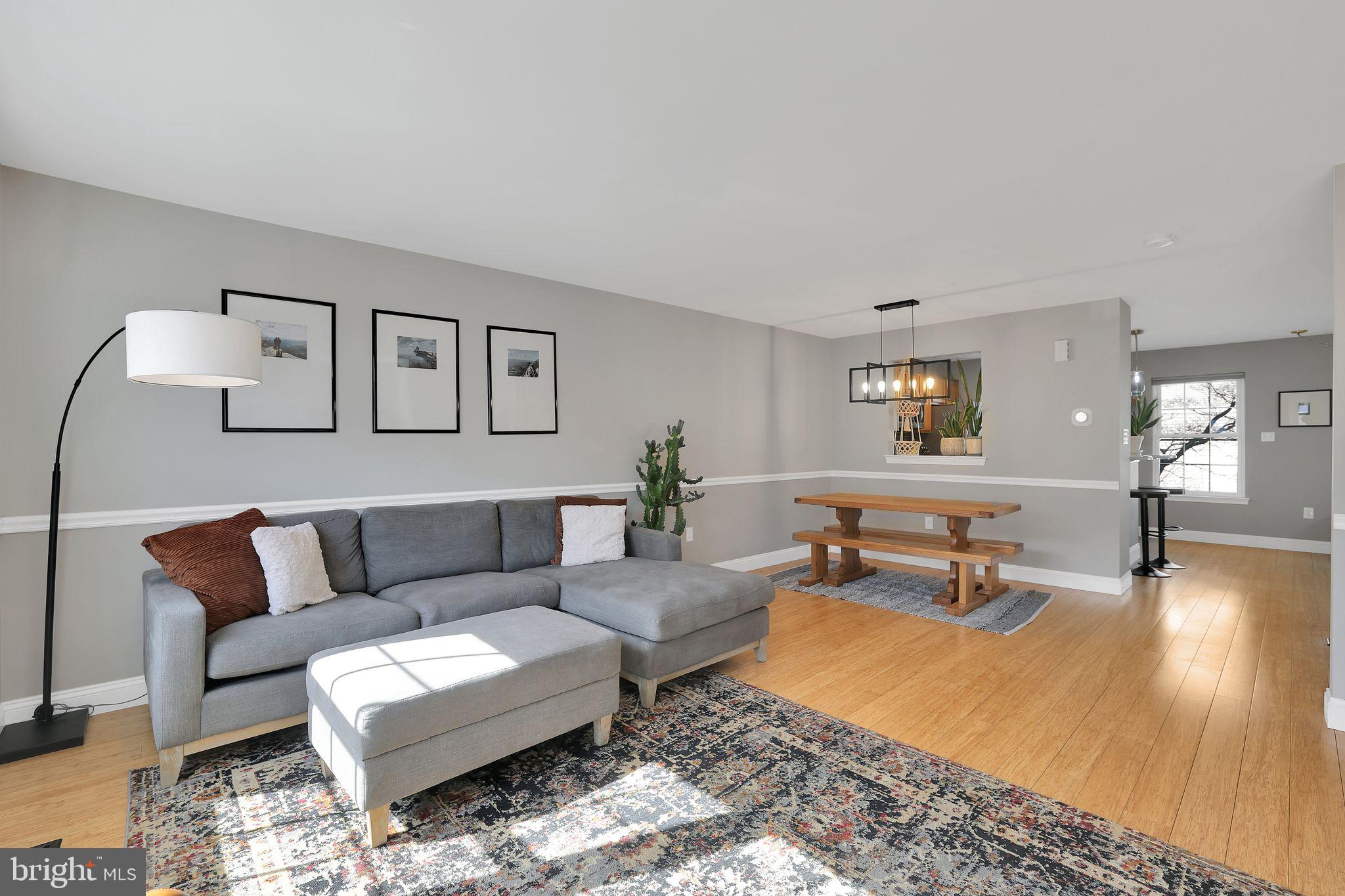 22952 Regent Ter
