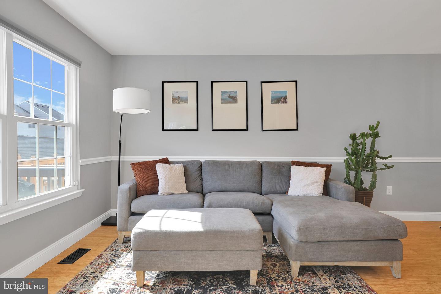 22952 Regent Ter