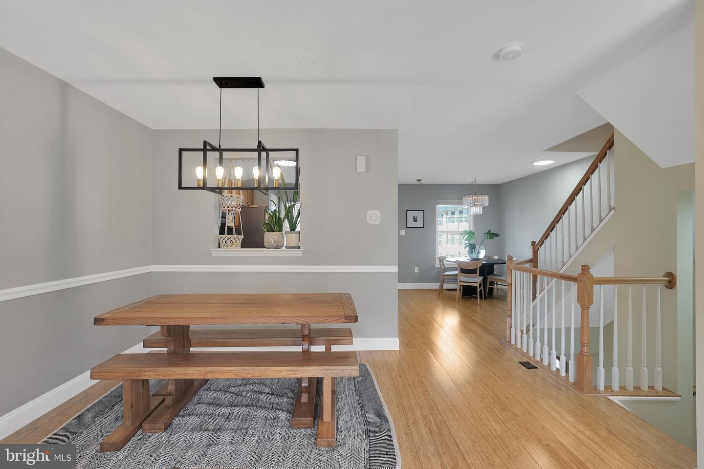 22952 Regent Ter