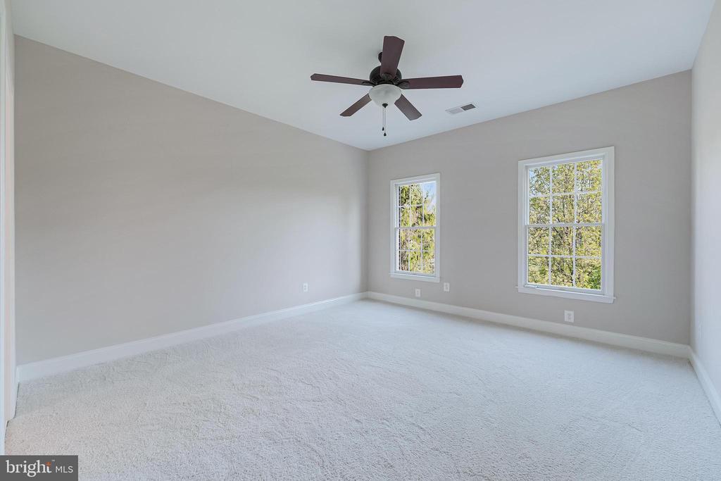 17937 MANASSAS GAP COURT