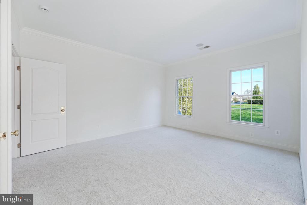 17937 MANASSAS GAP COURT