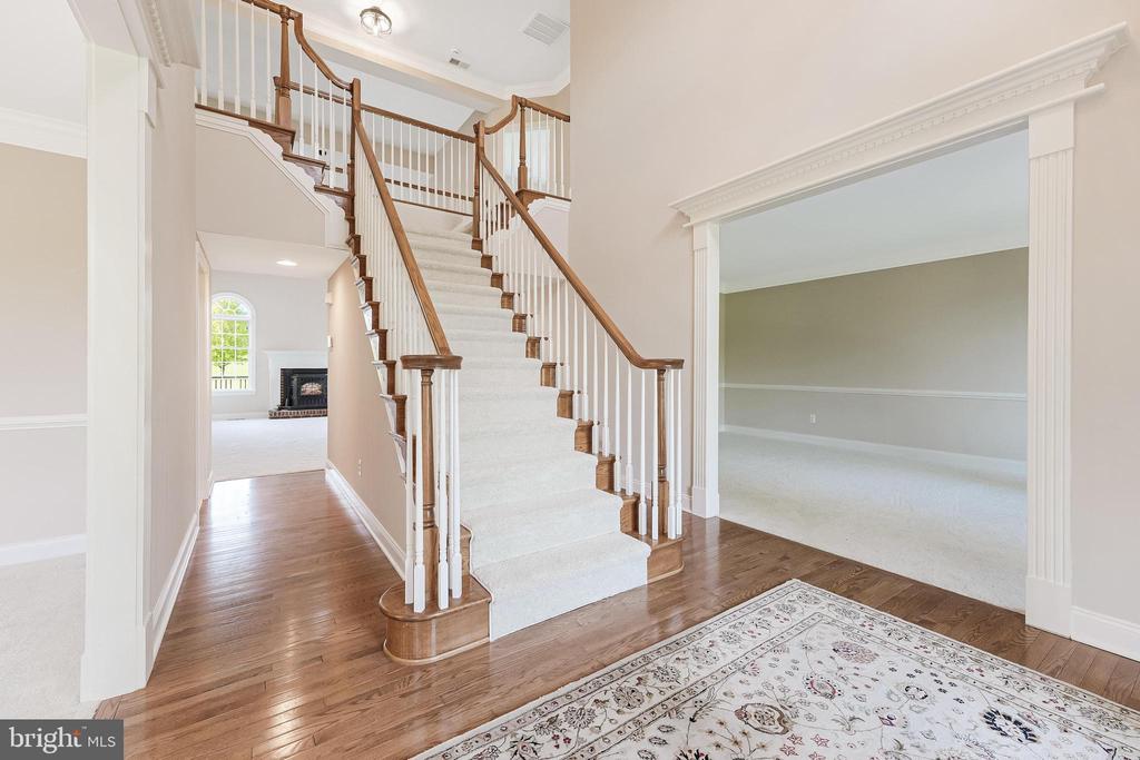 17937 MANASSAS GAP COURT