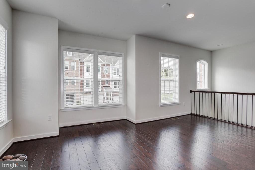 19978 ABRAM TERRACE