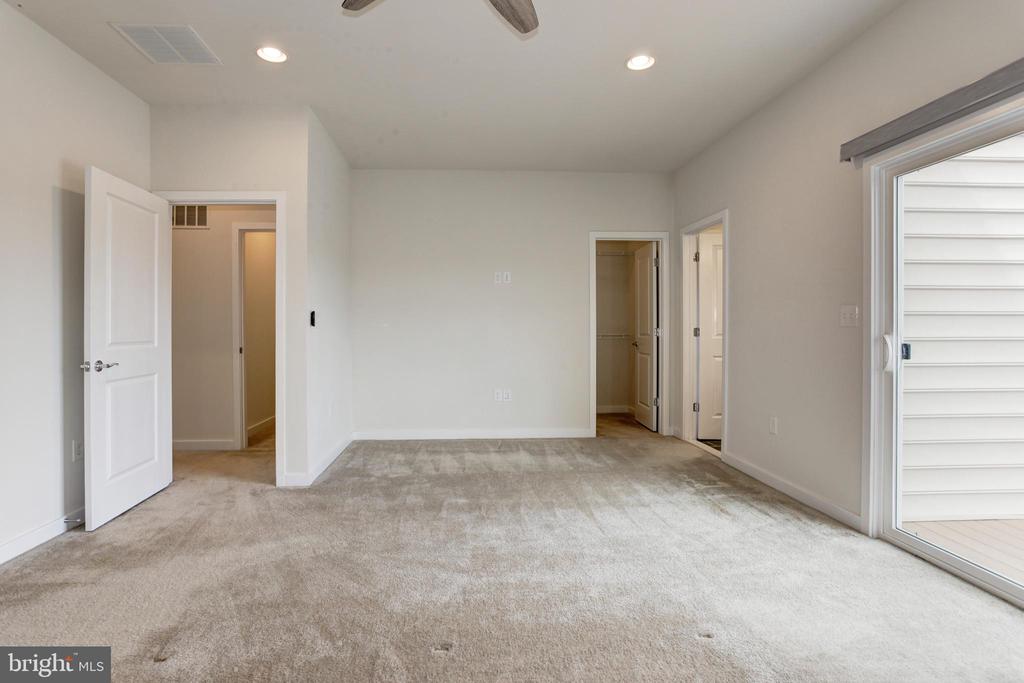 19978 ABRAM TERRACE