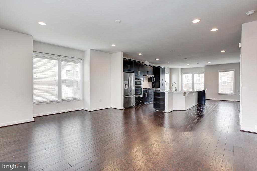 19978 ABRAM TERRACE