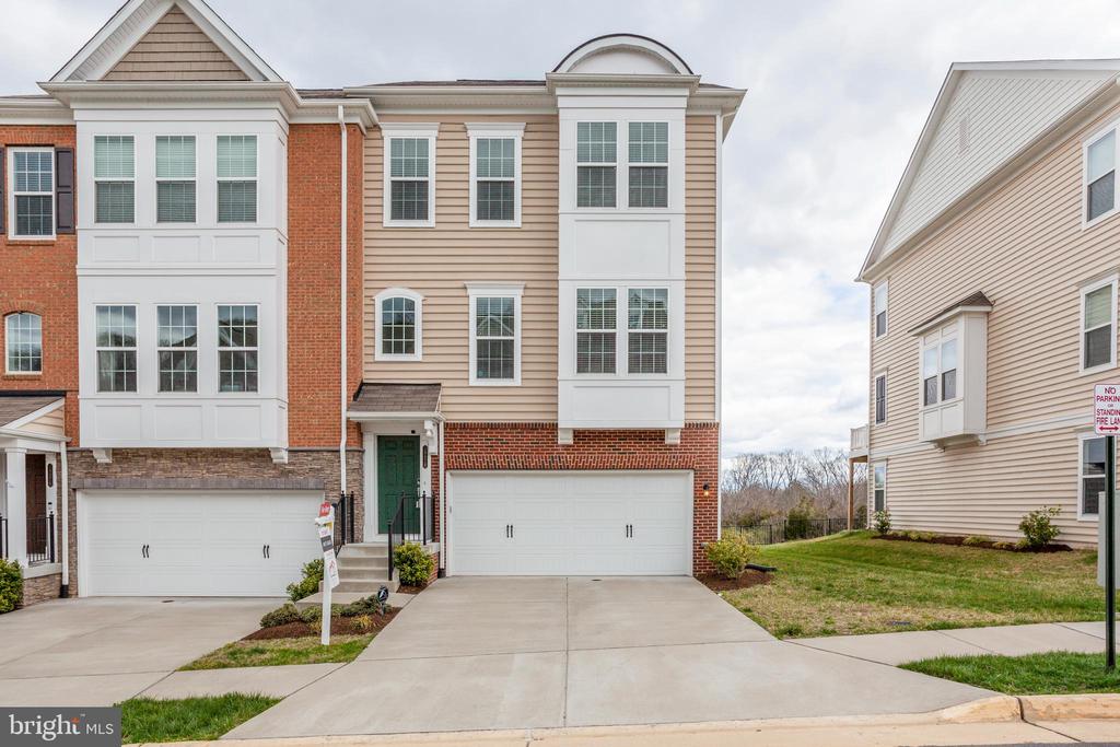 19978 ABRAM TERRACE