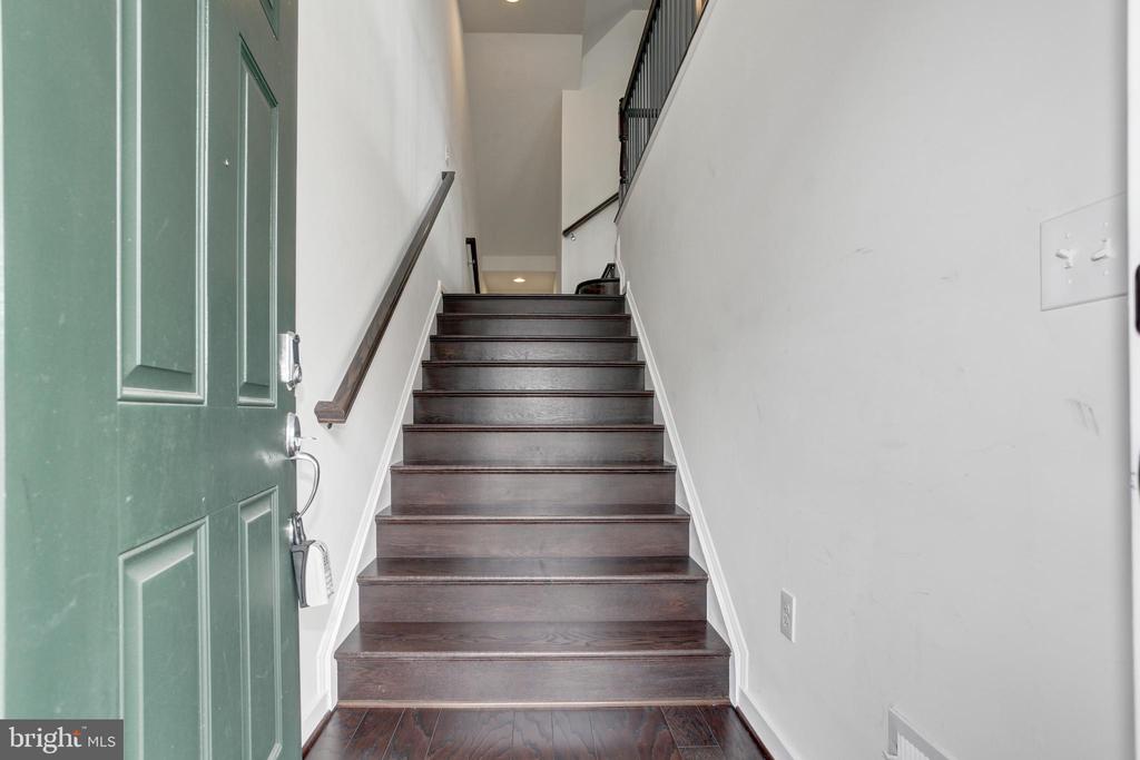 19978 ABRAM TERRACE