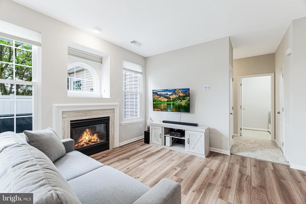 43207 CEDAR GLEN TERRACE