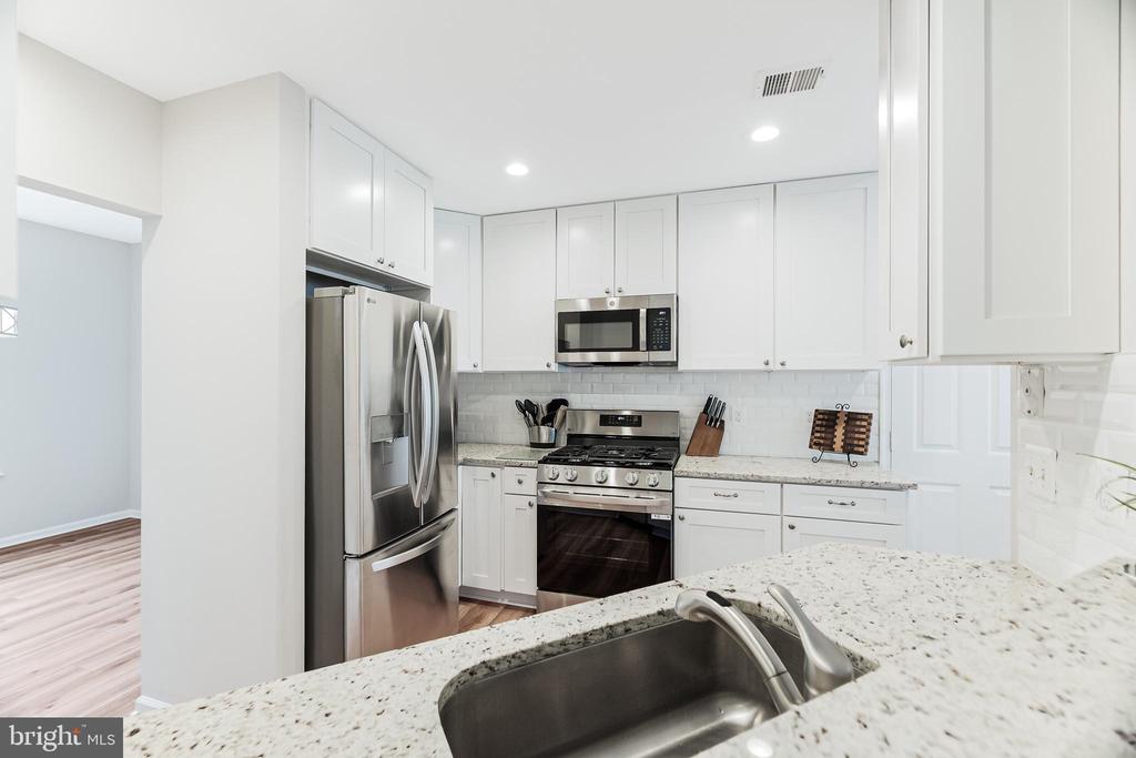 43207 CEDAR GLEN TERRACE