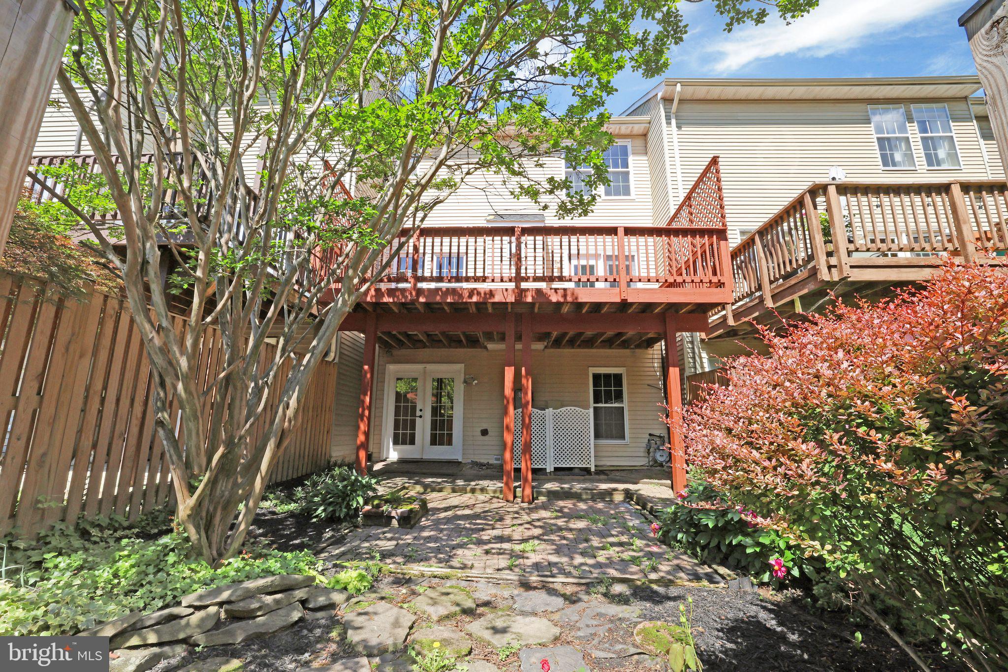 20962 Martingale Sq