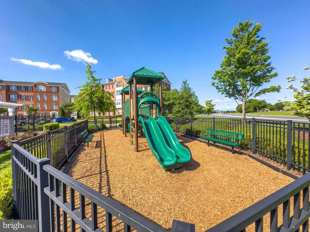 23559 WATERFORD DOWNS TERRACE