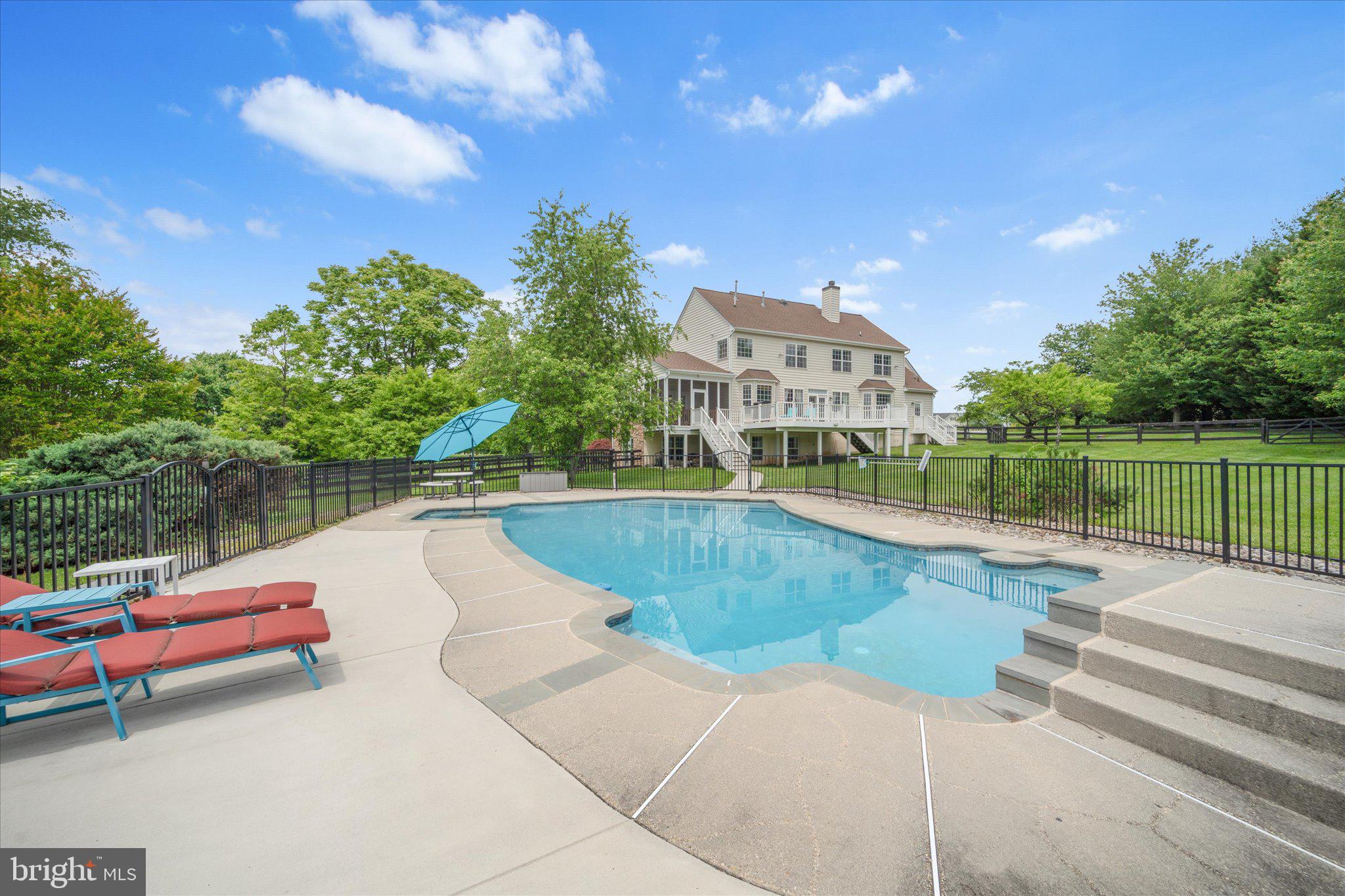 17760 JULIE ANN COURT