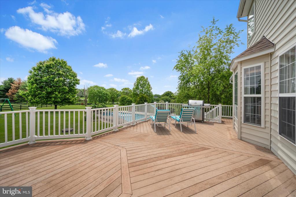17760 JULIE ANN COURT