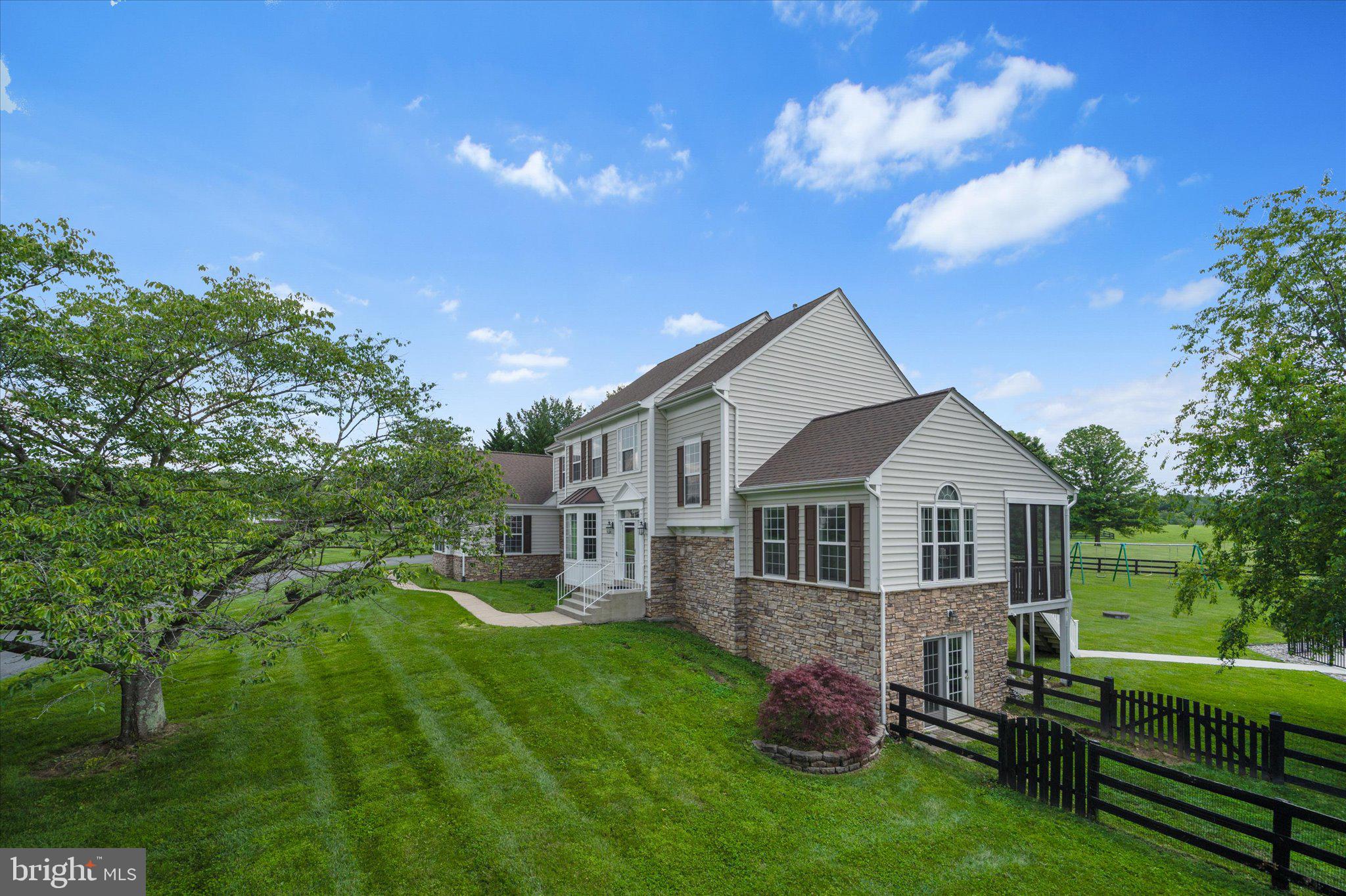 17760 JULIE ANN COURT