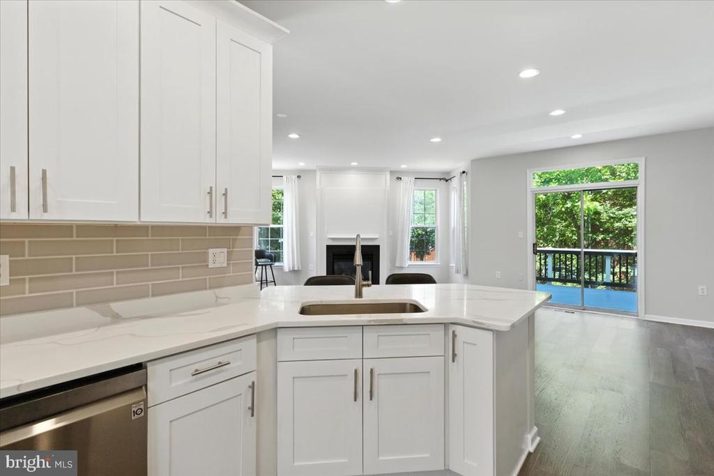 21499 SOUTHERN MAGNOLIA SQUARE