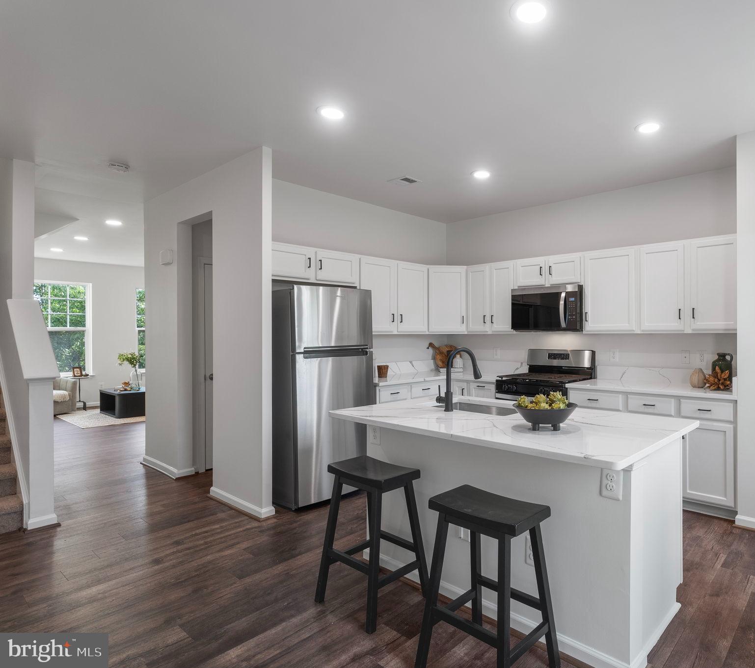43915 EASTGATE VIEW DRIVE