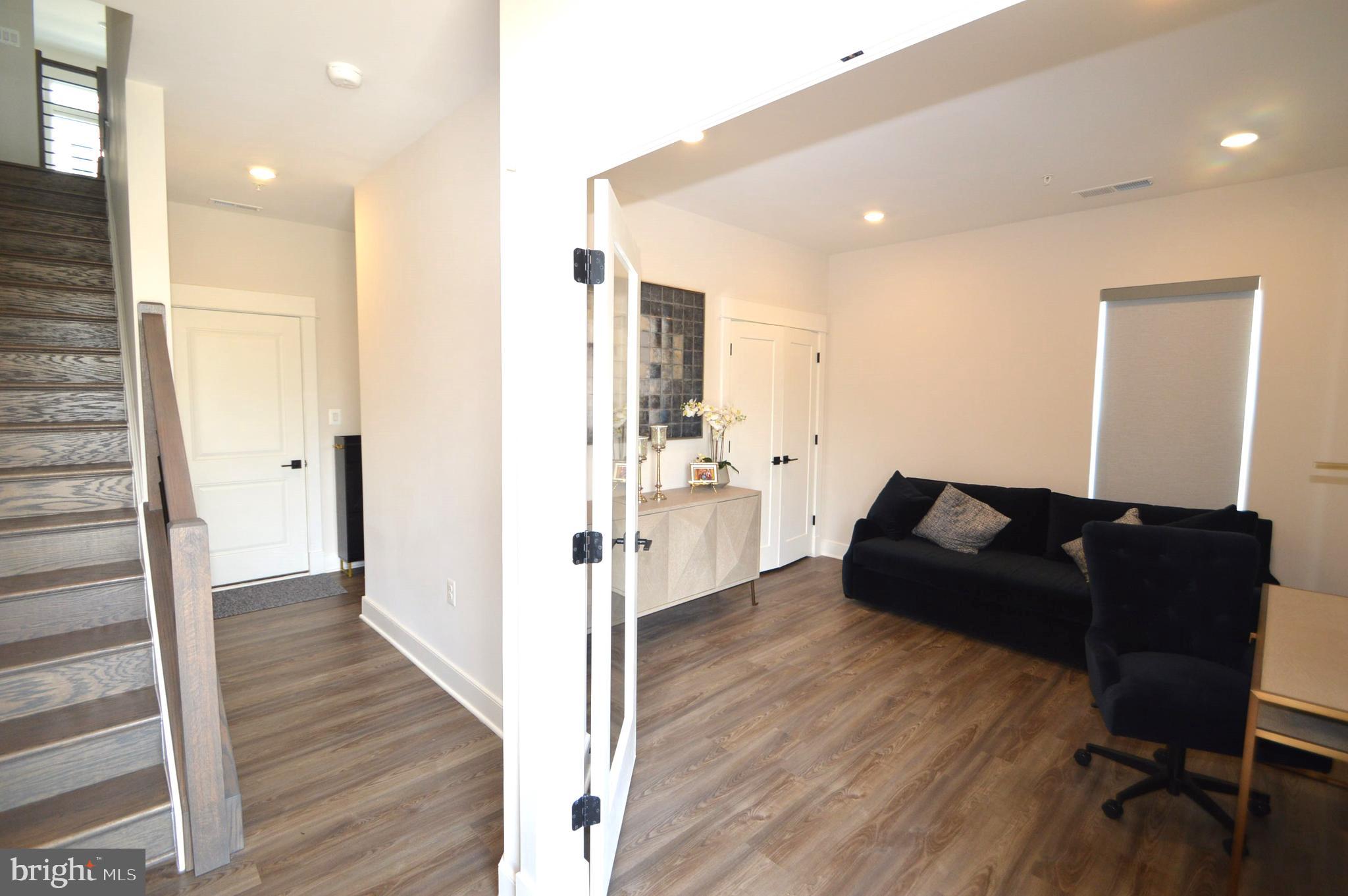 22790 TAWNY PINE SQUARE