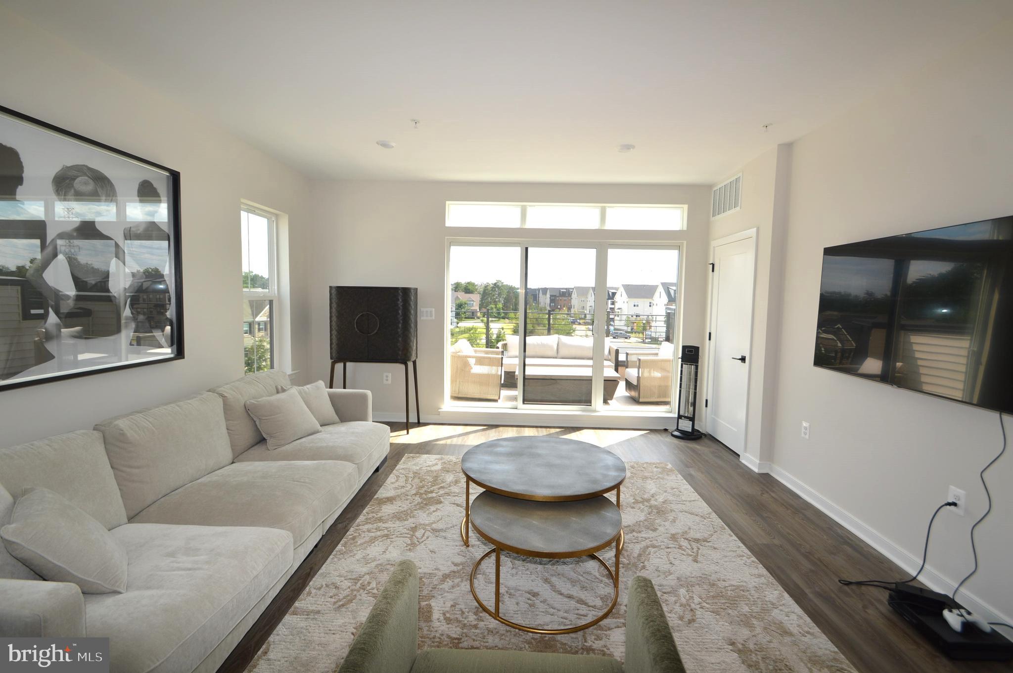 22790 TAWNY PINE SQUARE