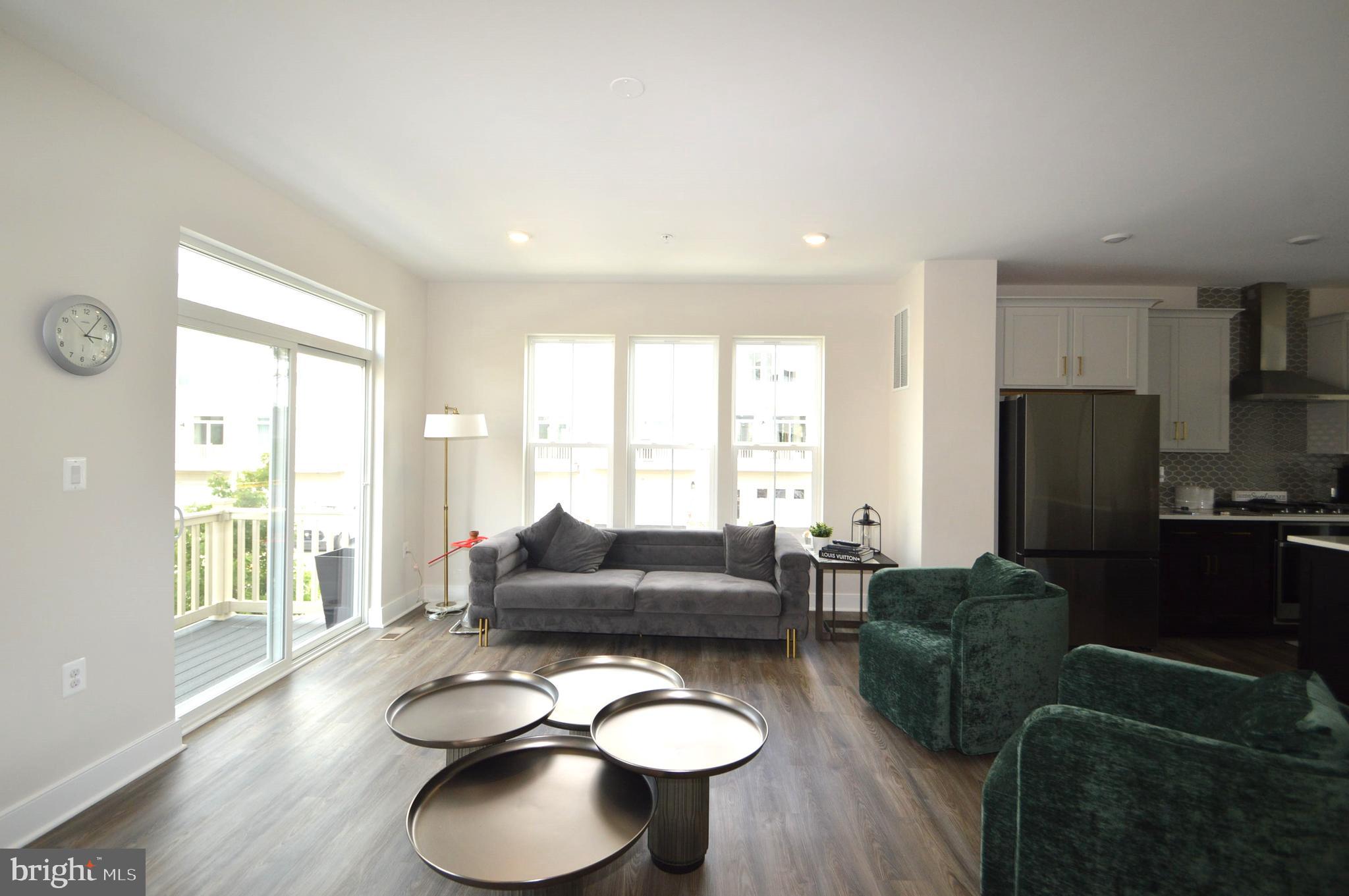 22790 TAWNY PINE SQUARE