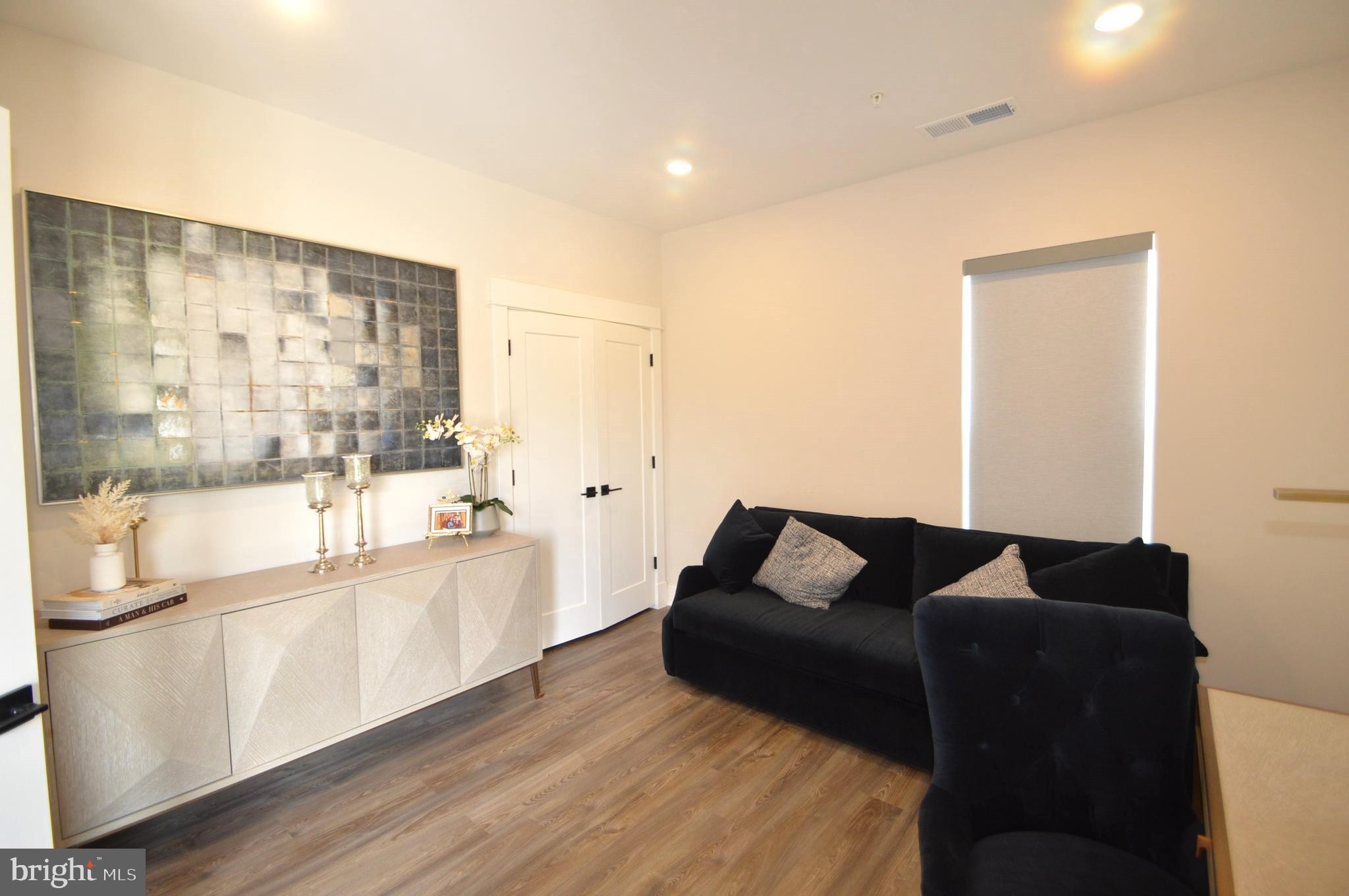 22790 TAWNY PINE SQUARE