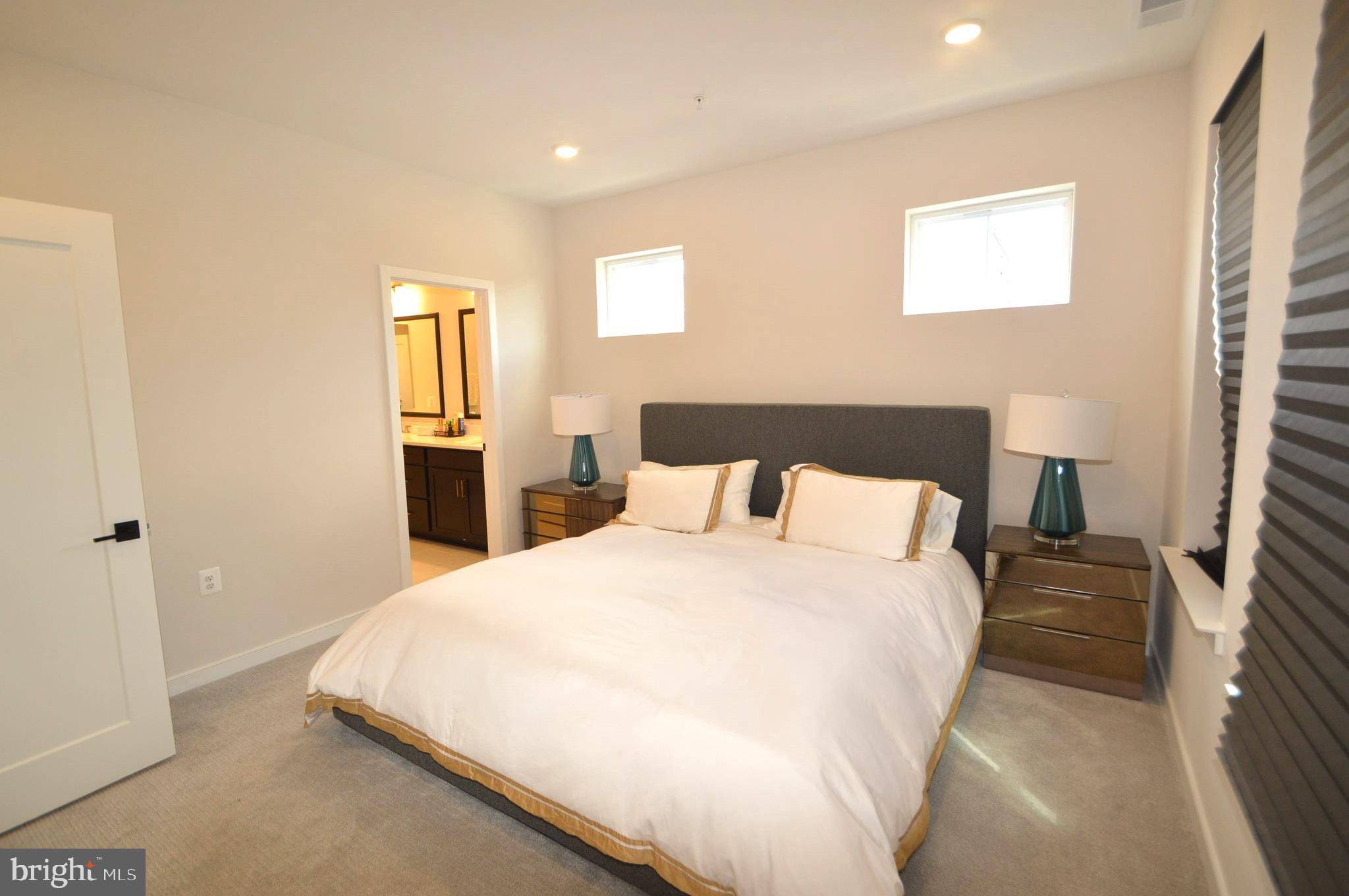 22790 TAWNY PINE SQUARE