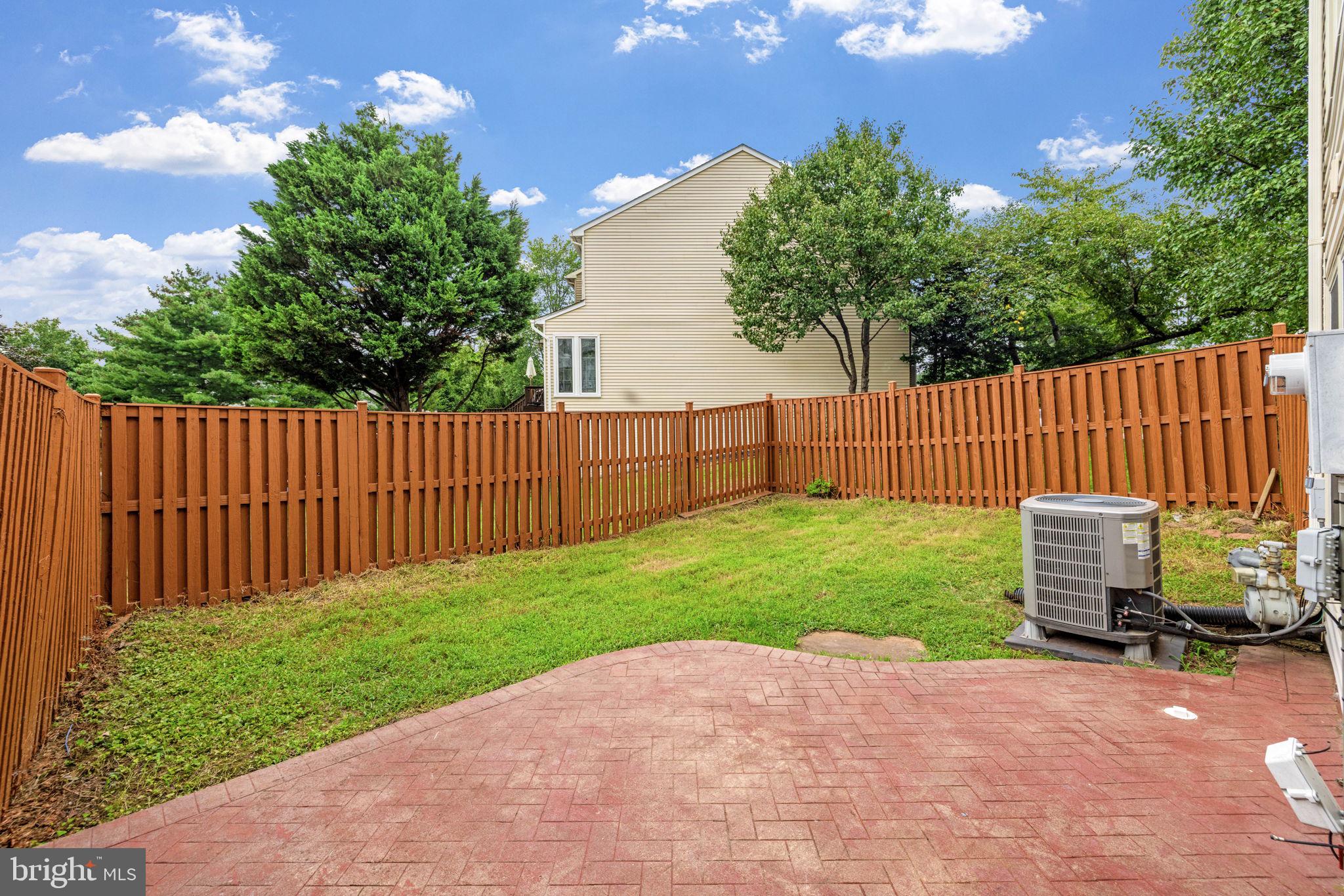 21232 HEDGEROW TERRACE