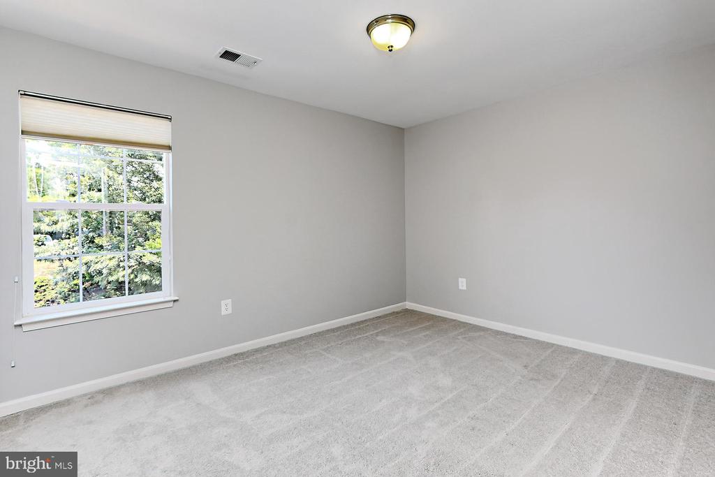 43820 LAUREL RIDGE DRIVE