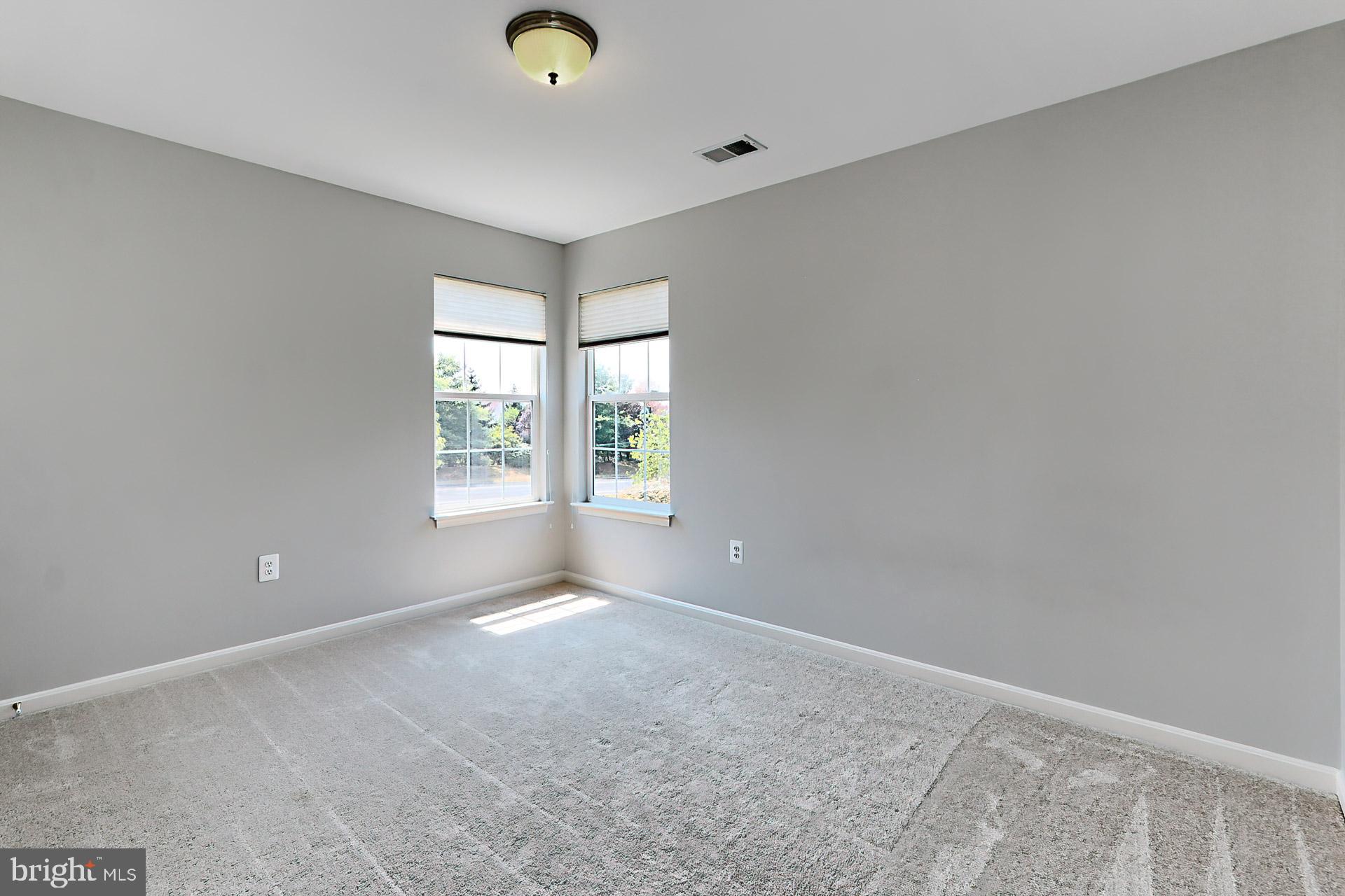 43820 LAUREL RIDGE DRIVE