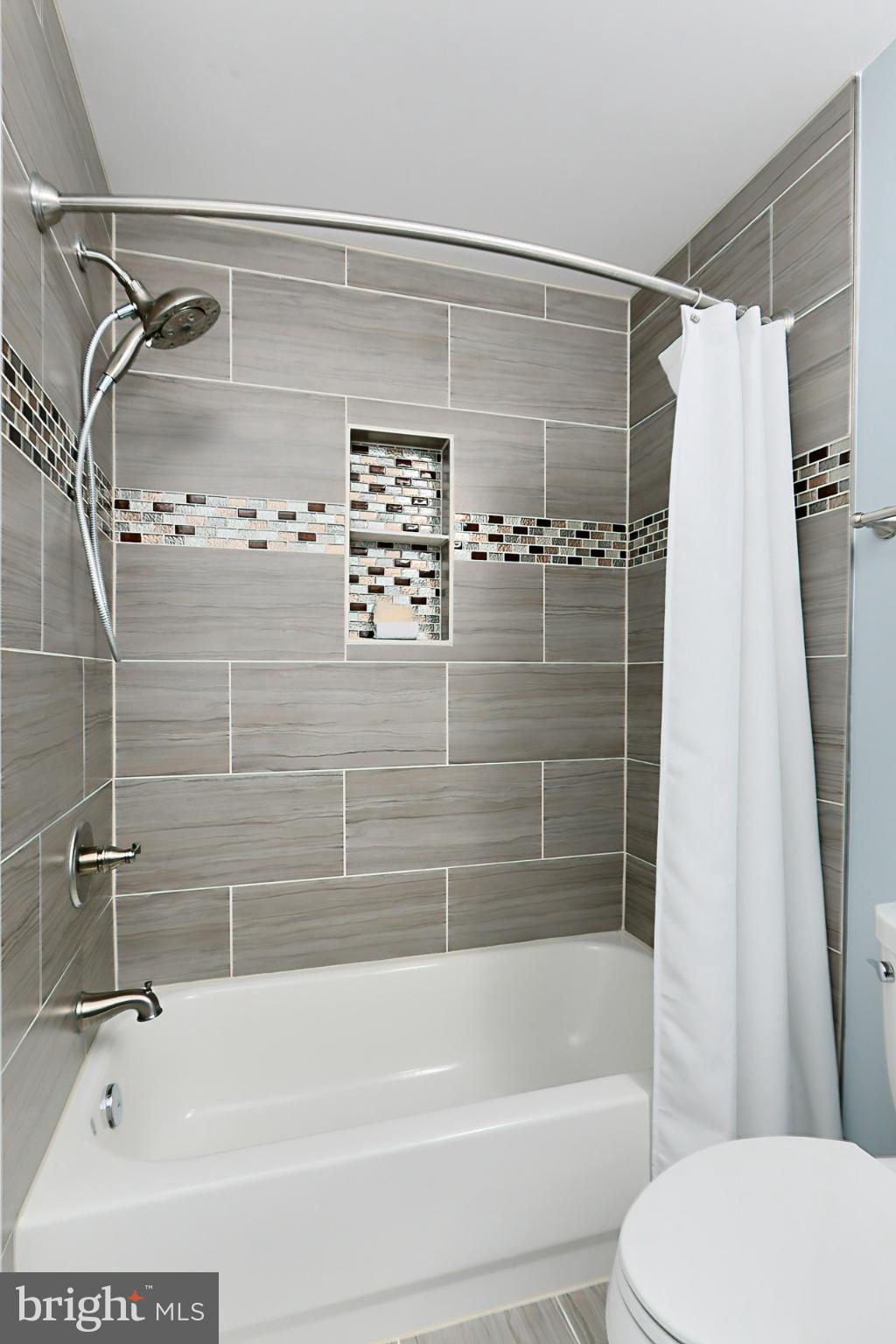 43820 LAUREL RIDGE DRIVE