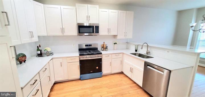 20153 VALHALLA SQUARE