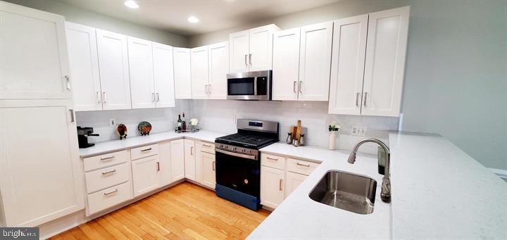 20153 VALHALLA SQUARE