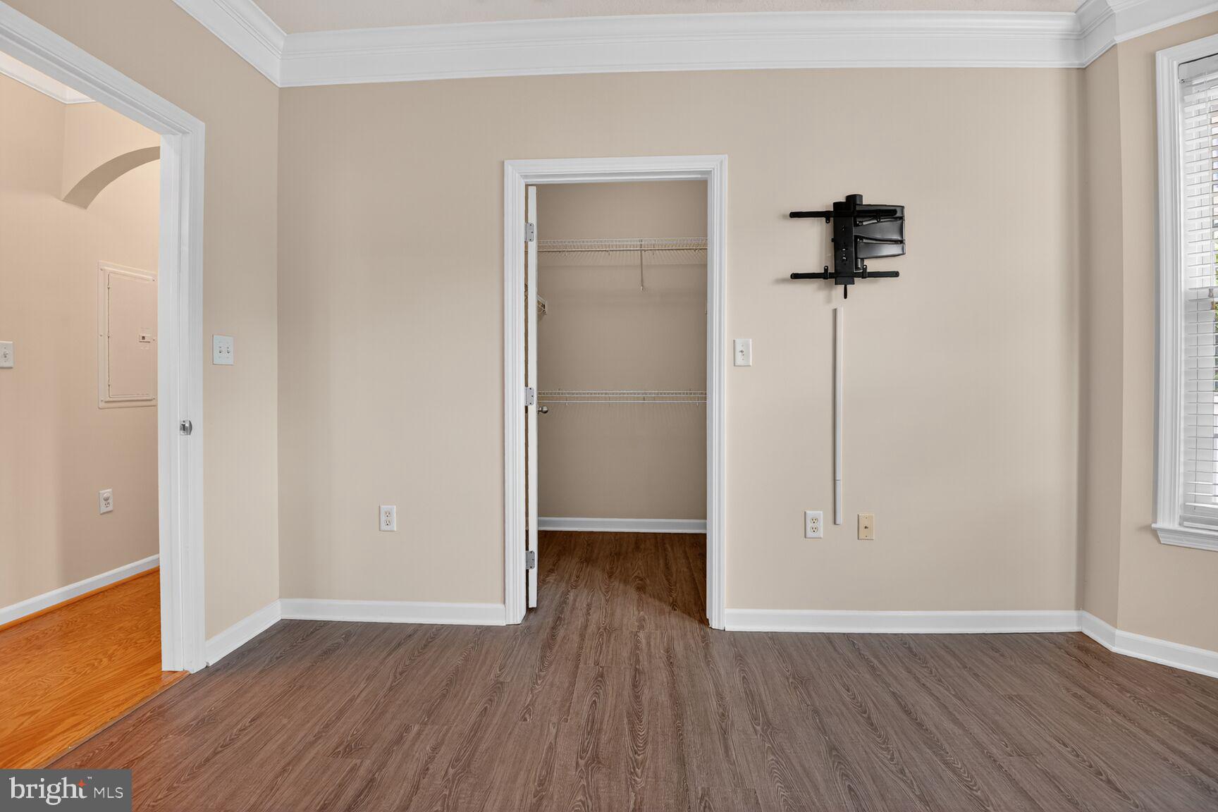 503 SUNSET VIEW TERRACE SE 208