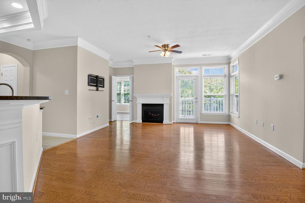 503 SUNSET VIEW TERRACE SE 208