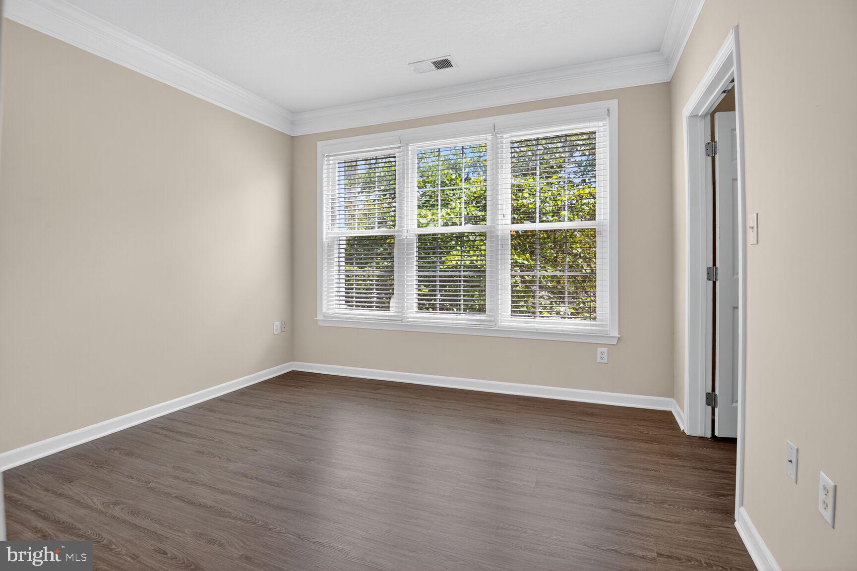 503 SUNSET VIEW TERRACE SE 208