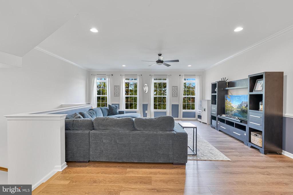 604 SAVILE ROW TERRACE