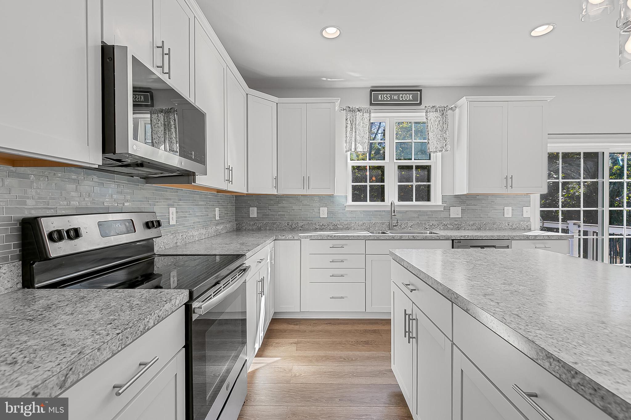 604 SAVILE ROW TERRACE