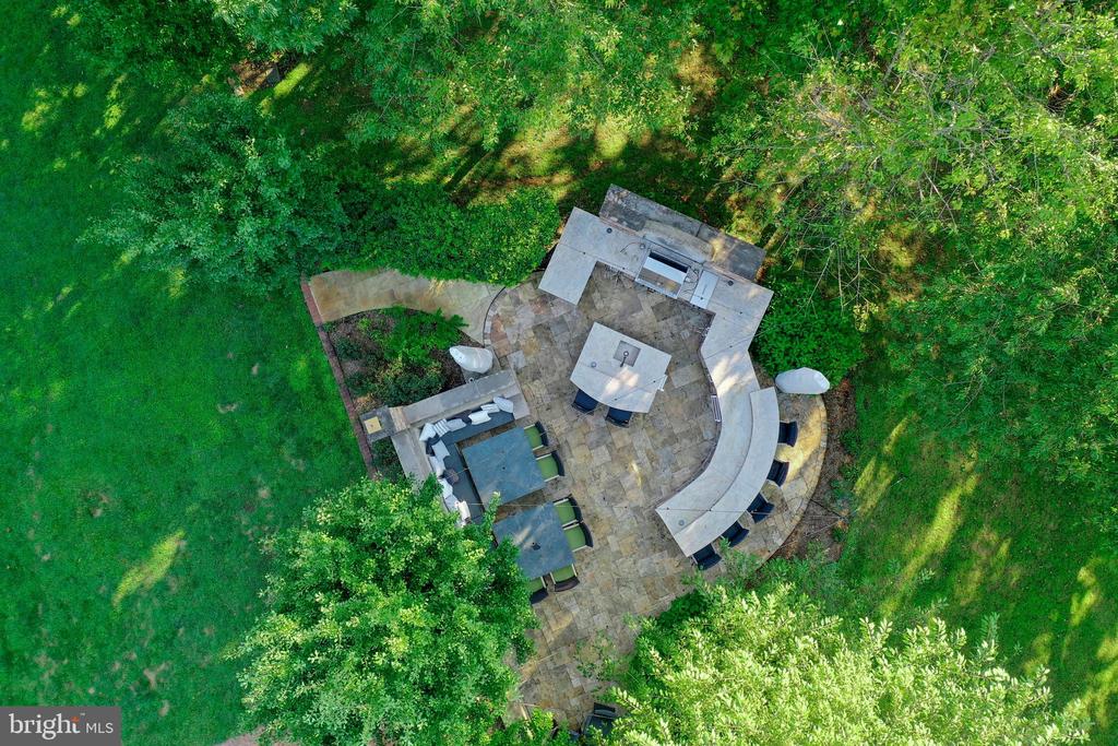 36789 SNICKERSVILLE TURNPIKE