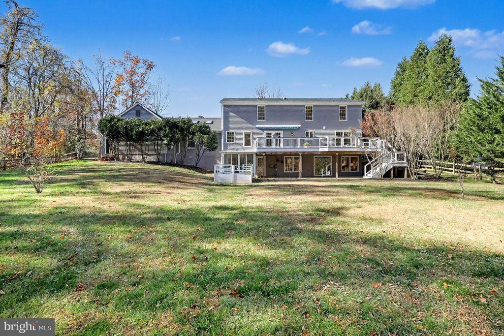 130 LAKELAND DRIVE