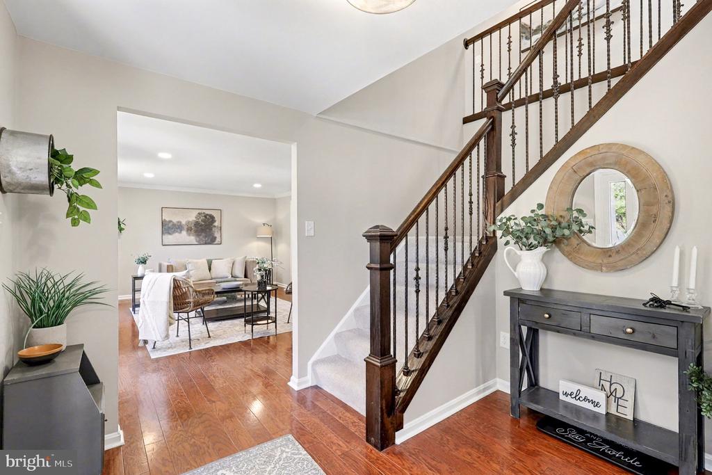 130 LAKELAND DRIVE